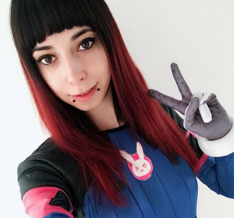SerasCosplay top star image