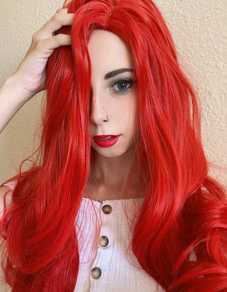 SerasCosplay perfect model images