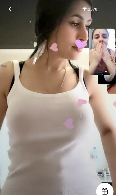 Janym nude model picture