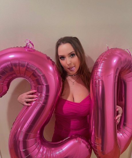 maeganrayy star hot pics