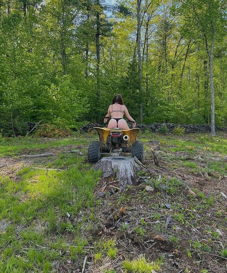 maeganrayy pornstar nude photo