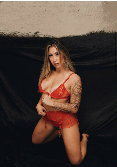 Paige Elysee nudes star archive