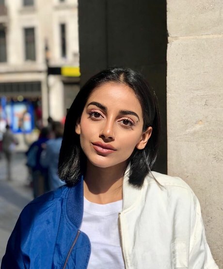 Banita Sandhu model naked photos