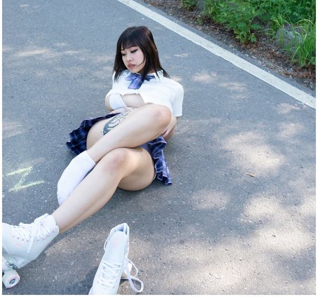 karandashiha star sexy image