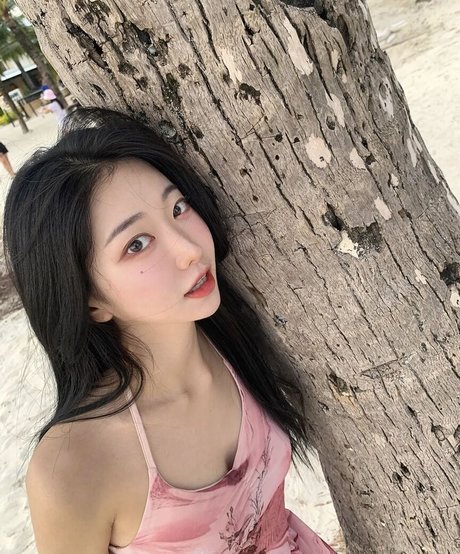 Haxxnini pretty actress img