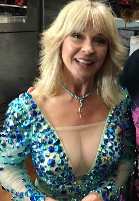 Toyah star pretty image