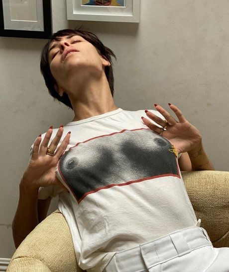 Tallulah Willis perfect actress gallery