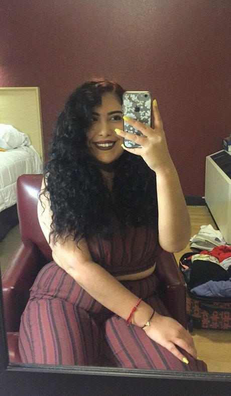 Lightnesss perfect pornstar pic