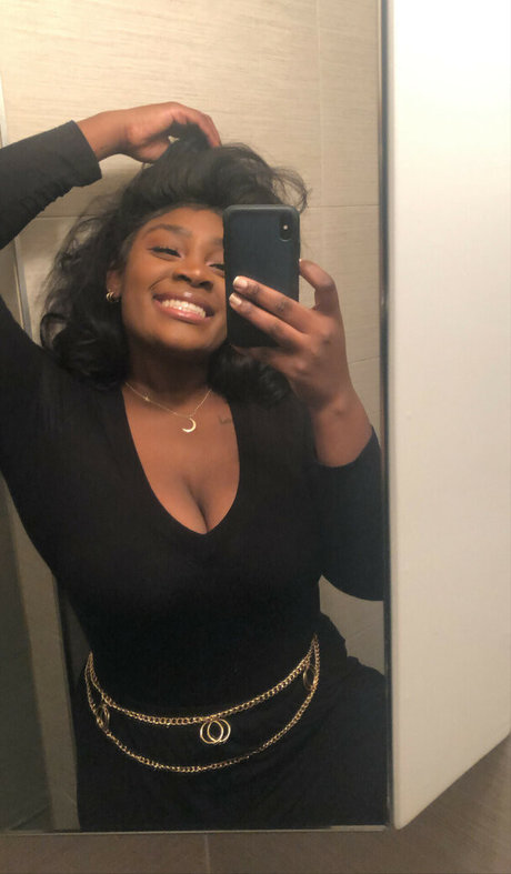 Zee Ngema sex pornstar pictures