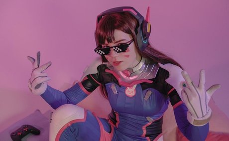 Kawaiitsu model top pic