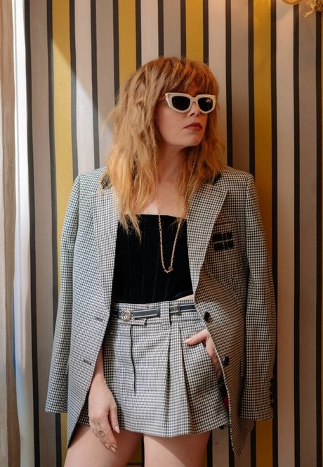 Natasha Lyonne model art images