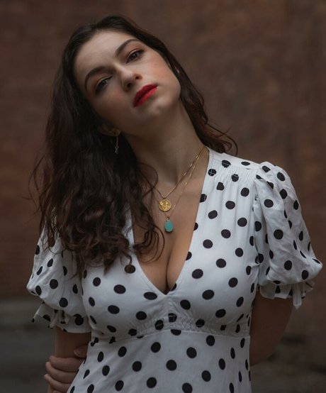 Sydney Meyer erotic actress images