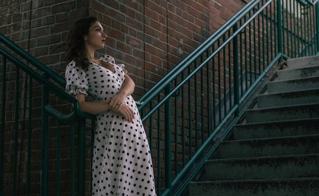 Sydney Meyer naked actress photo