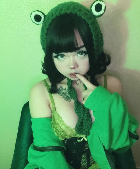 PetiteKitti erotic model archive