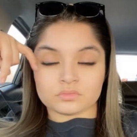 mamii 222 sexy model picture