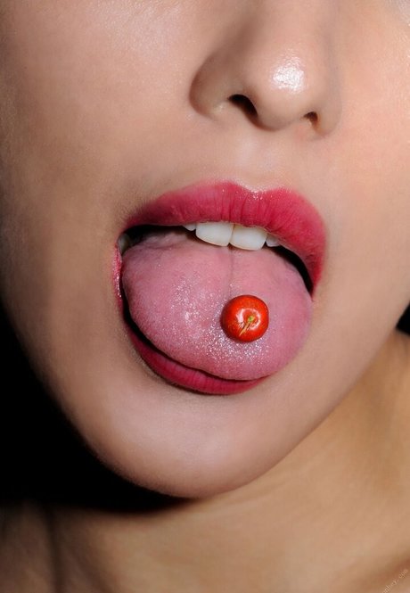 Bambi Watanabe pornstar high quality img