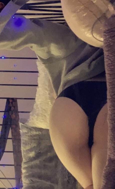 Dabiswhore02 hot model photos