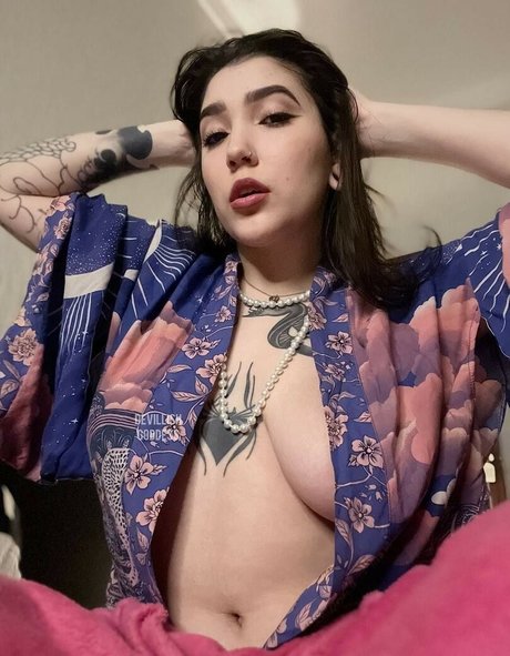 Devilish Goddess star beautiful gallery