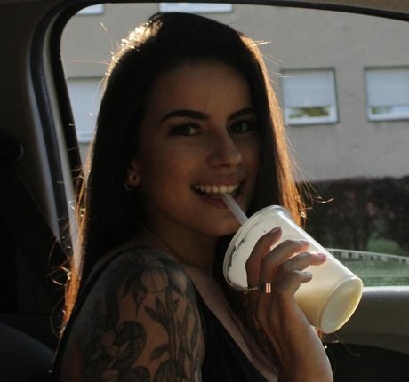 Ayliner best model pics