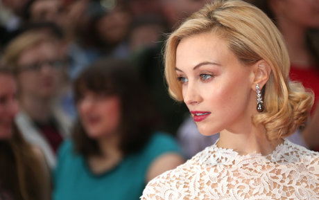 Sarah Gadon free actress images