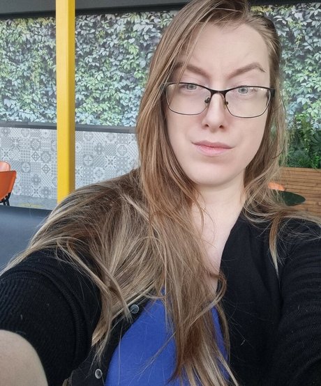 Blondy1 star sexy gallery