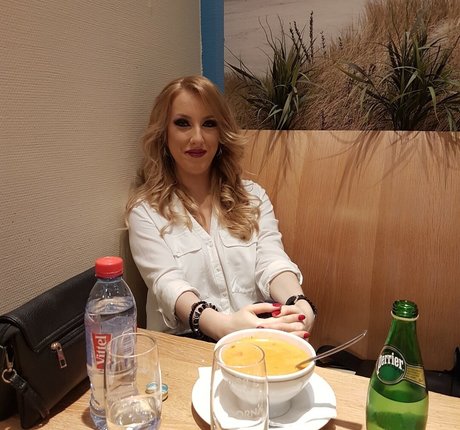 Blondy1 pornstar naked gallery