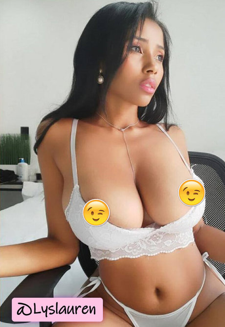 LYS adult actress img