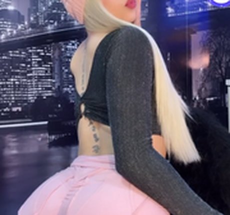 Helen Japa star nudes pic