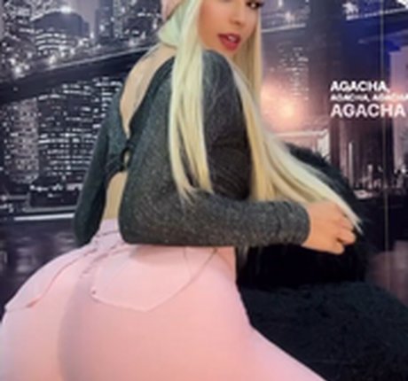 Helen Japa exclusive star pics