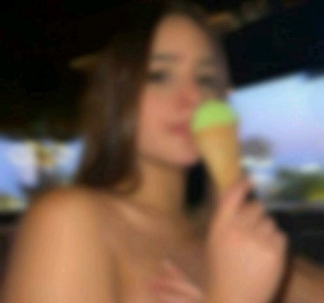 Andrea Mextli adult actress img