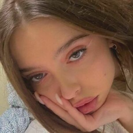 Veronifka model erotic image