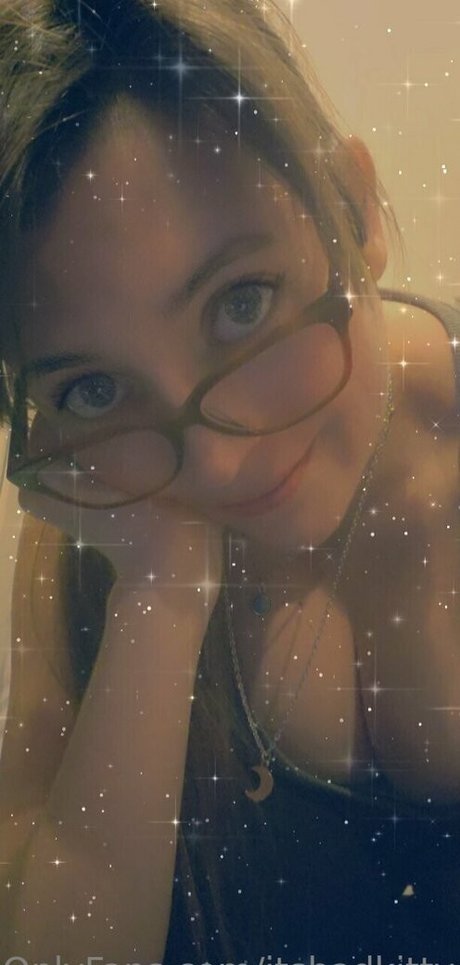 Itsbadkittyof porn actress pic