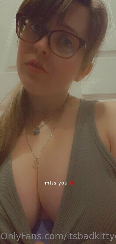 Itsbadkittyof model perfect picture