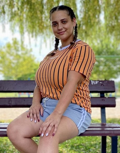 Marin Elbaz pornstar hot image