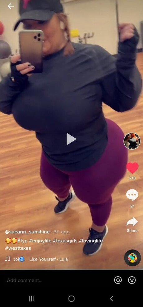 SueAnn best model gallery