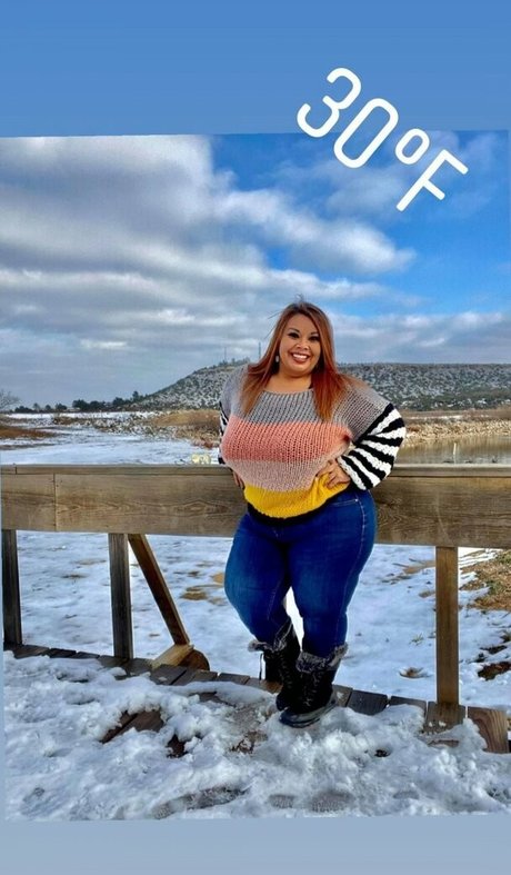 SueAnn pornographic model photos