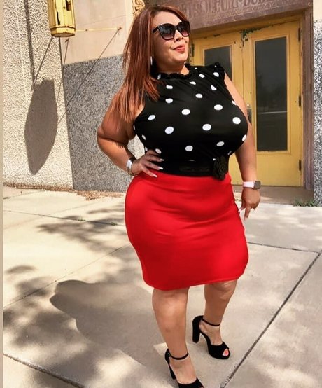 SueAnn free star img