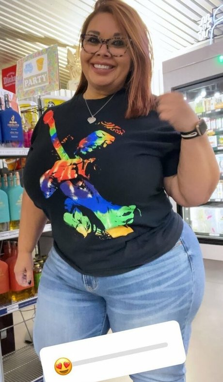 SueAnn star high quality photo