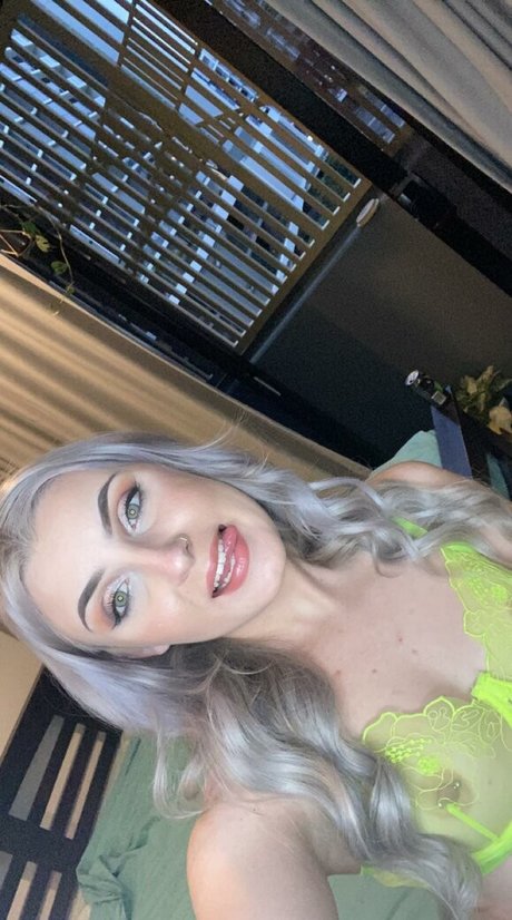 Julsxxx model sex archive