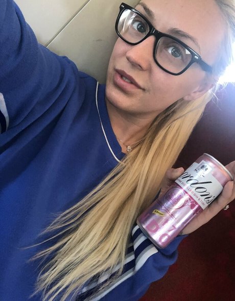 Amber Deen model nude gallery