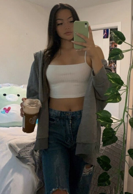 Carly Wong pretty pornstar pics