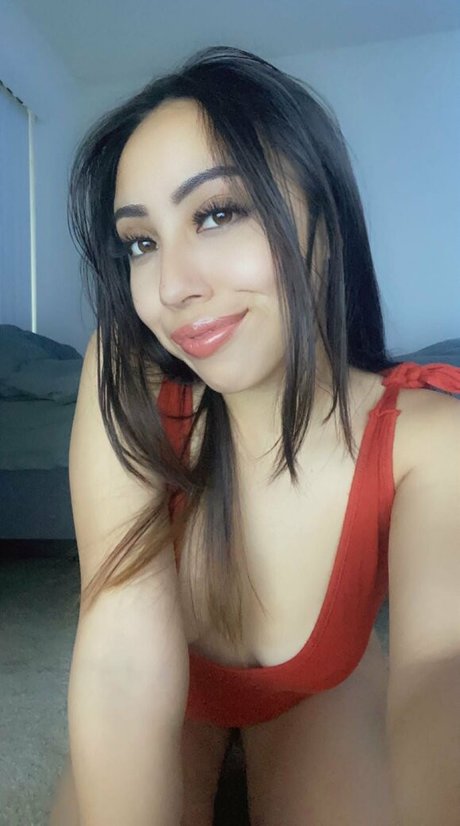 ivyyleaguebitxh erotic model galleries