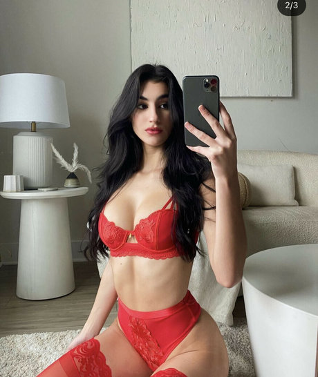 Racquel Reyes model beautiful img