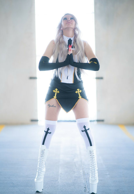 Captainraelynn model free pic