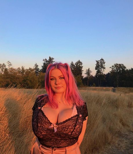 Gracekivlin sexy model pics