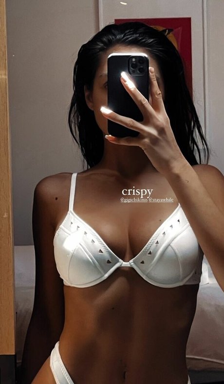 Alyssa Lynch model naked images