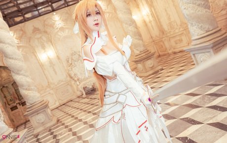 OnniesM naked actress galleries