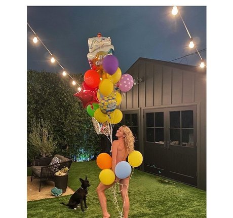 Shantel VanSanten perfect model images