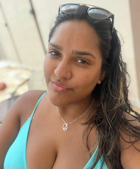 Sofia Mendonca naked pornstar photo