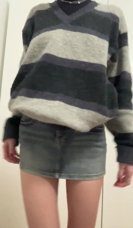 xJuliet nude model picture